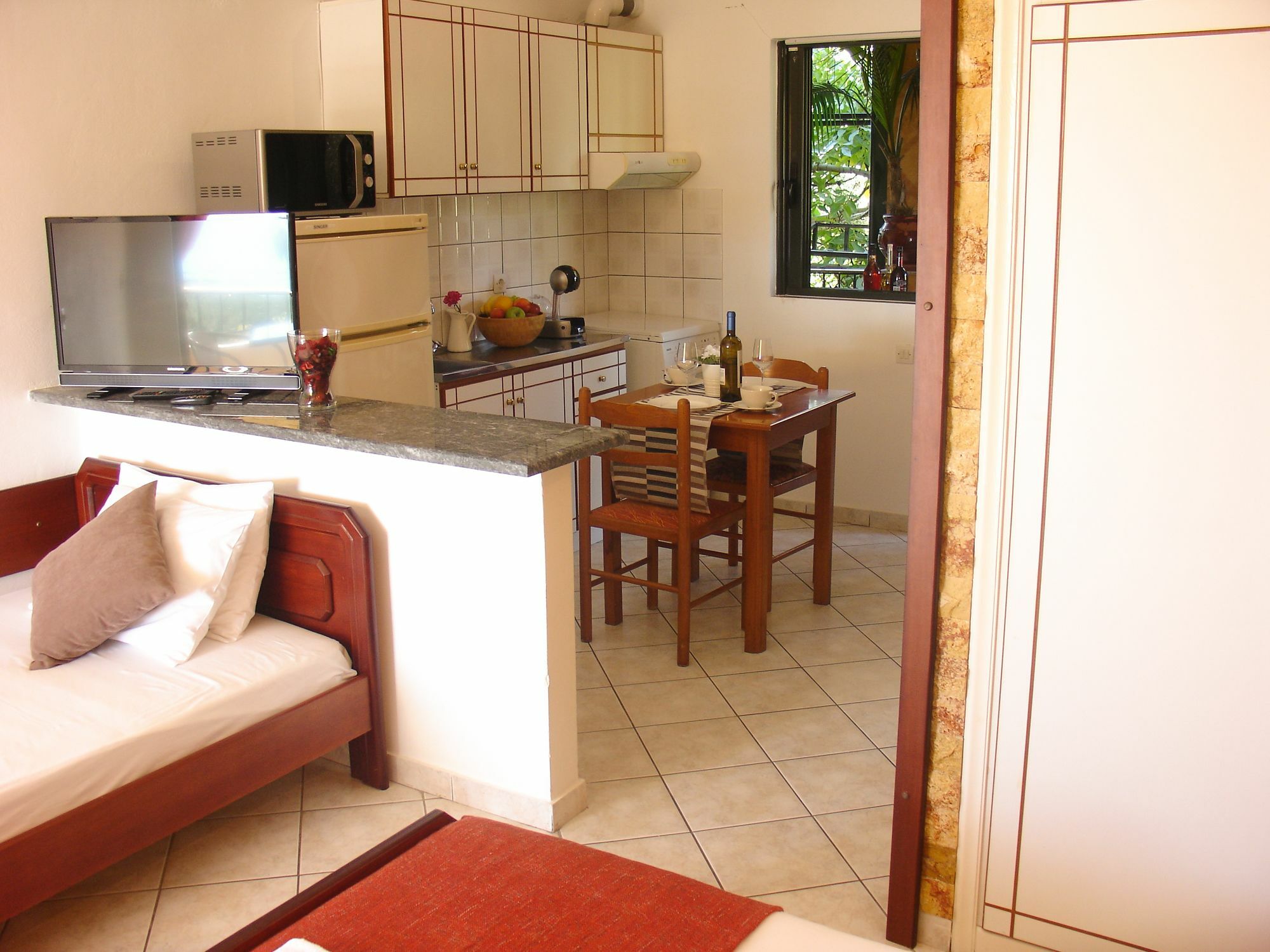 Ionian P Apartments Превеза Экстерьер фото